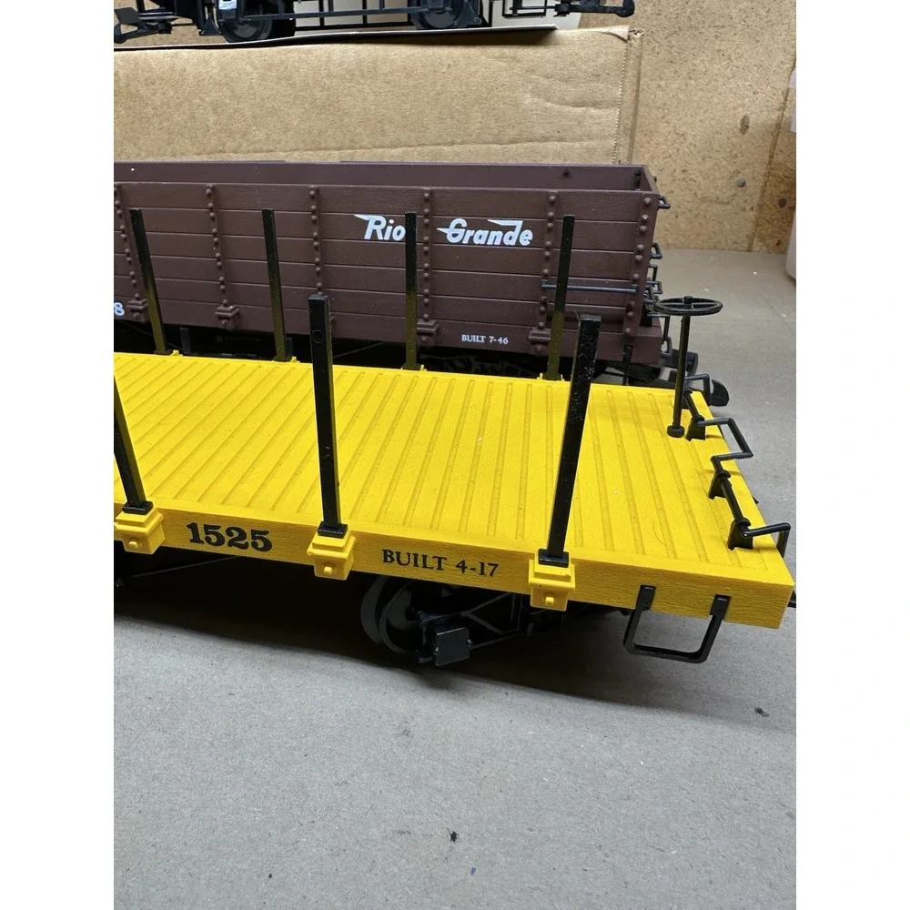 Bachmann scale train